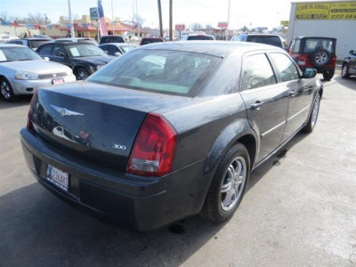 2007 Chrysler 300  Base