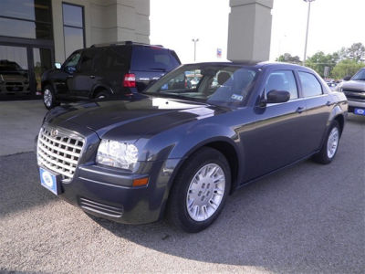 2007 Chrysler 300  Base