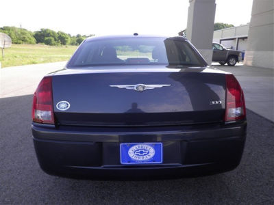 2007 Chrysler 300  Base