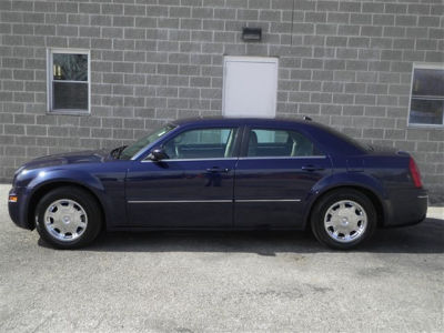 2005 Chrysler 300  Touring