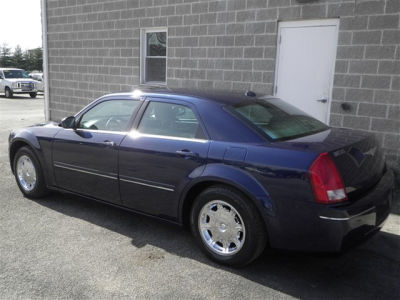 2005 Chrysler 300  Touring