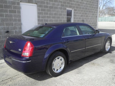 2005 Chrysler 300  Touring