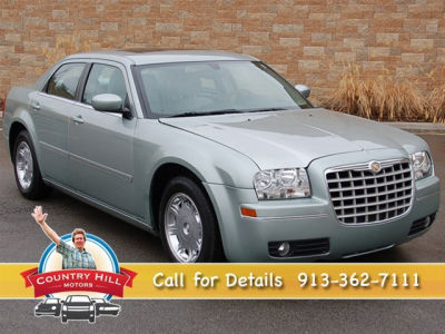 2005 Chrysler 300  Touring