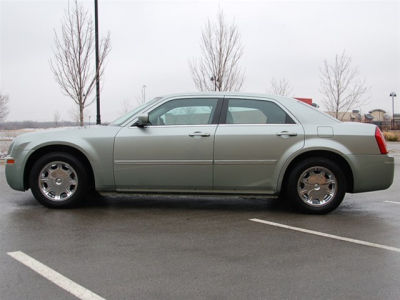 2005 Chrysler 300  Touring