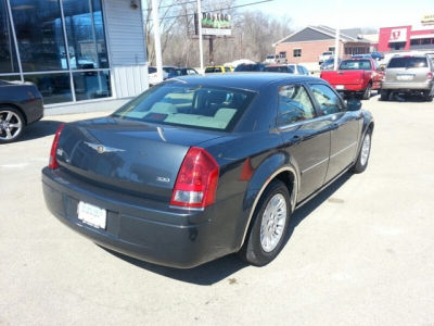 2007 Chrysler 300  Base