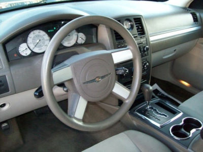 2008 Chrysler 300  LX