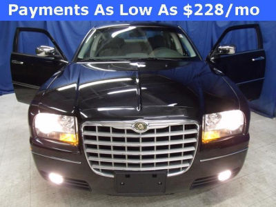 2010 Chrysler 300  Touring