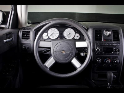 2008 Chrysler 300  LX