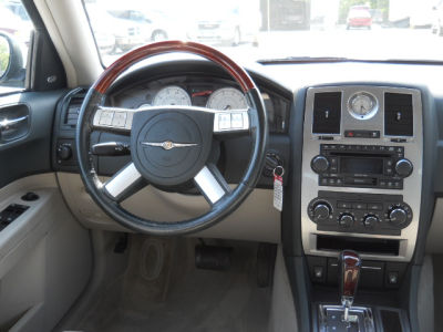 2006 Chrysler 300  Limited