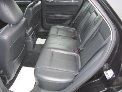 2010 Chrysler 300  Touring