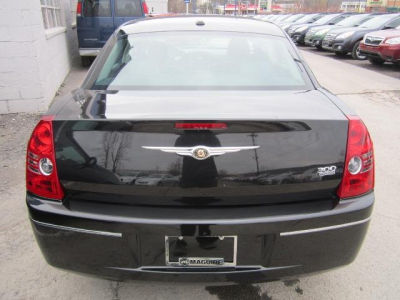 2010 Chrysler 300  Touring