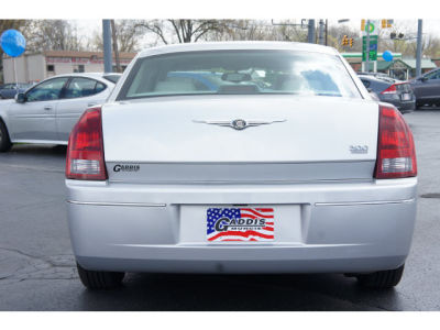 2005 Chrysler 300  Touring