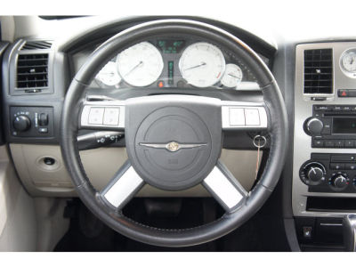 2005 Chrysler 300  Touring