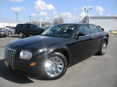 2008 Chrysler 300  LX