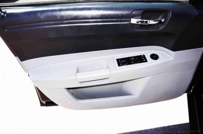 2007 Chrysler 300  Base
