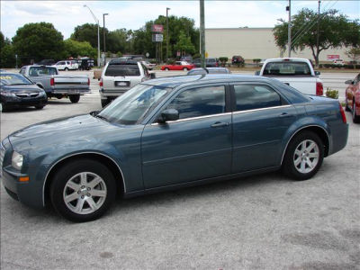 2006 Chrysler 300  Base