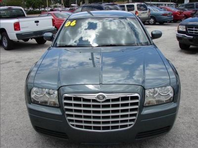 2006 Chrysler 300  Base