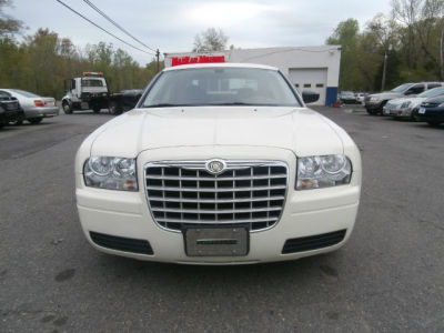 2008 Chrysler 300  LX