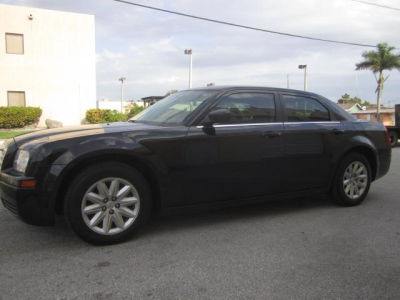 2008 Chrysler 300  LX