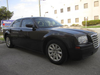 2008 Chrysler 300  LX