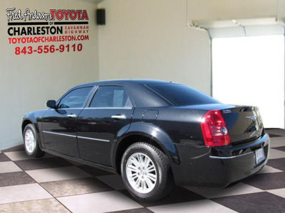 2010 Chrysler 300  Touring