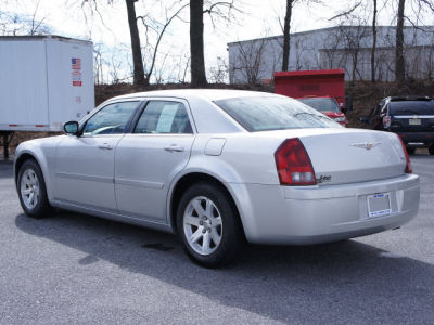 2006 Chrysler 300  Base