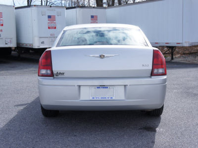 2006 Chrysler 300  Base