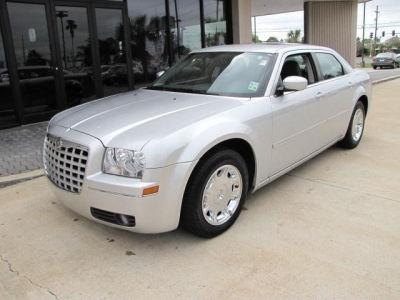 2005 Chrysler 300  Touring