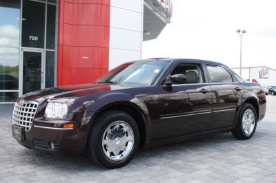 2005 Chrysler 300  Touring