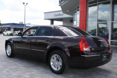 2005 Chrysler 300  Touring