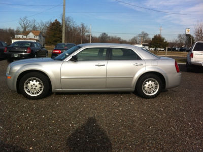 2007 Chrysler 300  Base