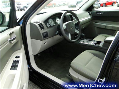 2008 Chrysler 300  LX