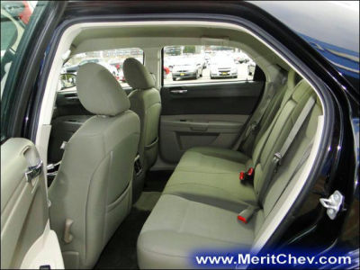 2008 Chrysler 300  LX