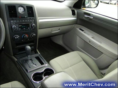 2008 Chrysler 300  LX