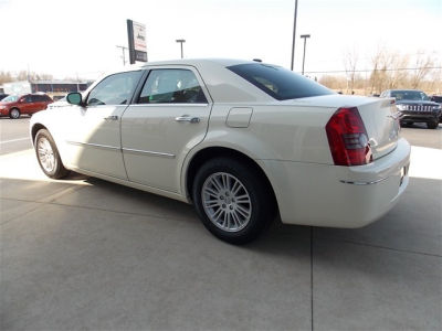 2010 Chrysler 300  Touring
