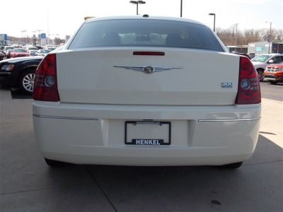 2010 Chrysler 300  Touring