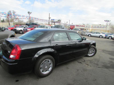 2005 Chrysler 300  Touring