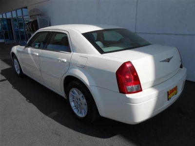 2007 Chrysler 300  Base