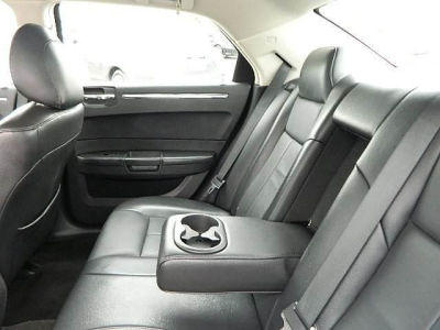 2010 Chrysler 300  Touring
