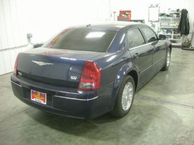 2005 Chrysler 300  Touring