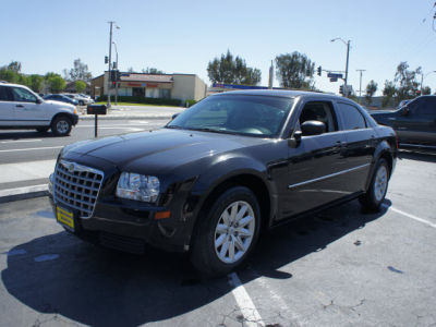 2008 Chrysler 300  LX