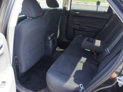 2008 Chrysler 300  LX