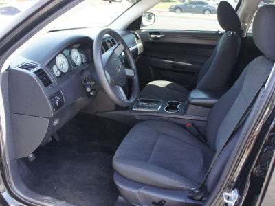 2008 Chrysler 300  LX