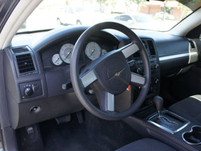 2008 Chrysler 300  LX