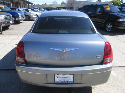 2006 Chrysler 300  Touring