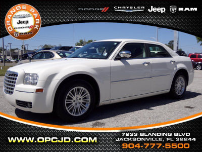 2010 Chrysler 300  Touring