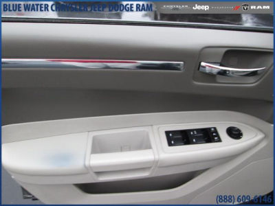 2008 Chrysler 300  Touring