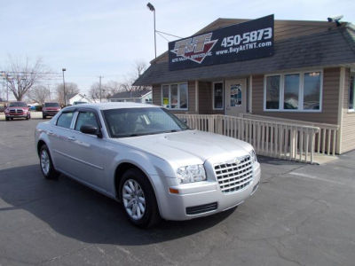 2008 Chrysler 300  LX