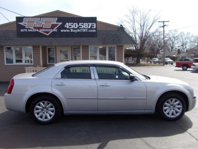 2008 Chrysler 300  LX
