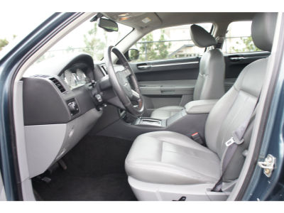 2005 Chrysler 300  Touring
